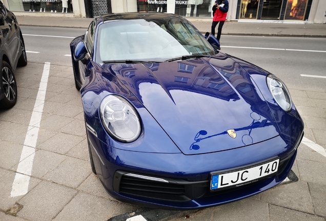 Porsche 992 Carrera 4S