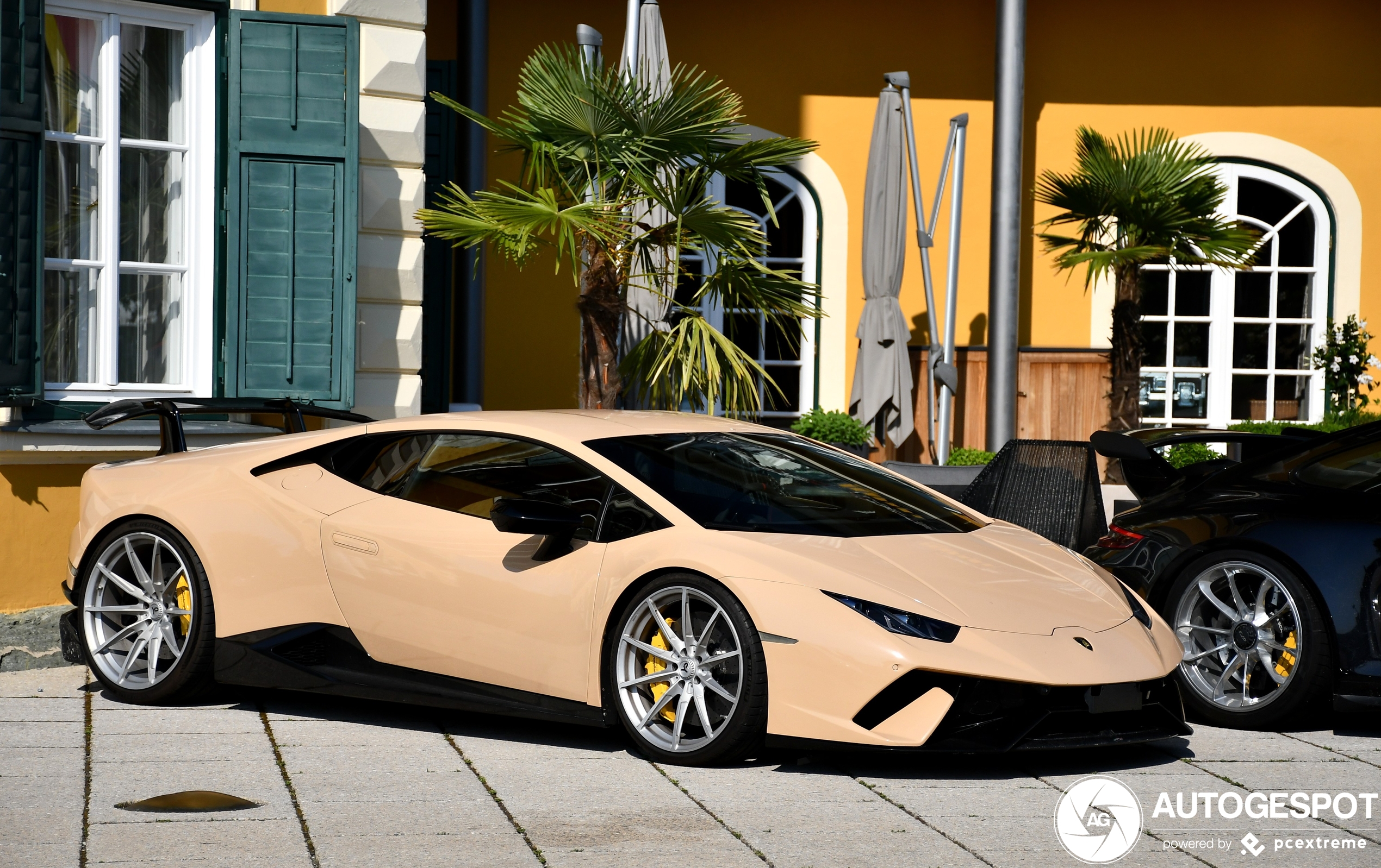 Lamborghini Huracán LP640-4 Performante