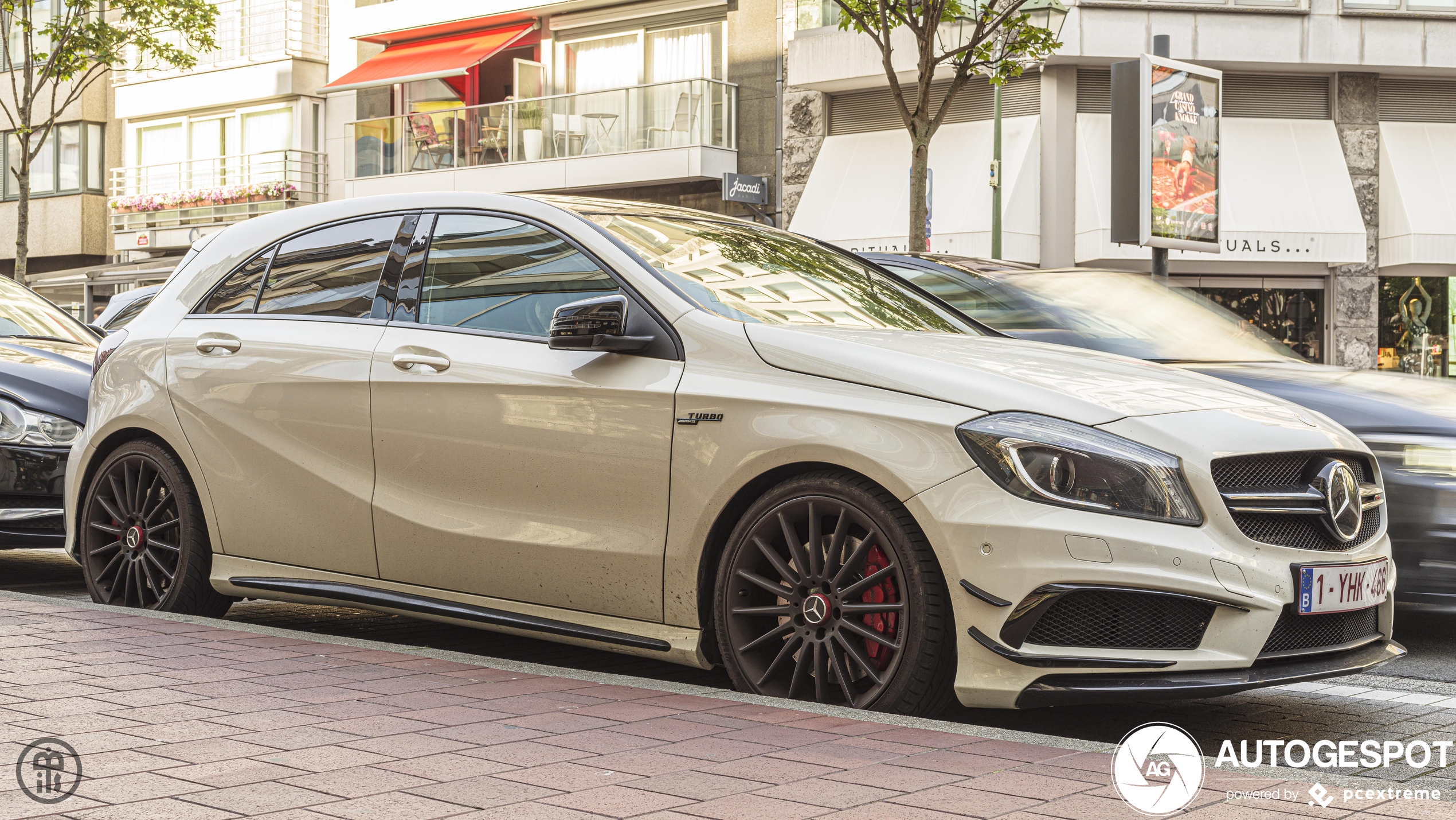 Mercedes-Benz A 45 AMG