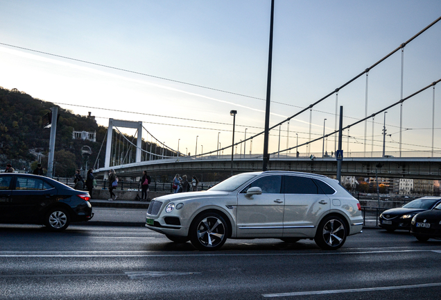 Bentley Bentayga Hybrid