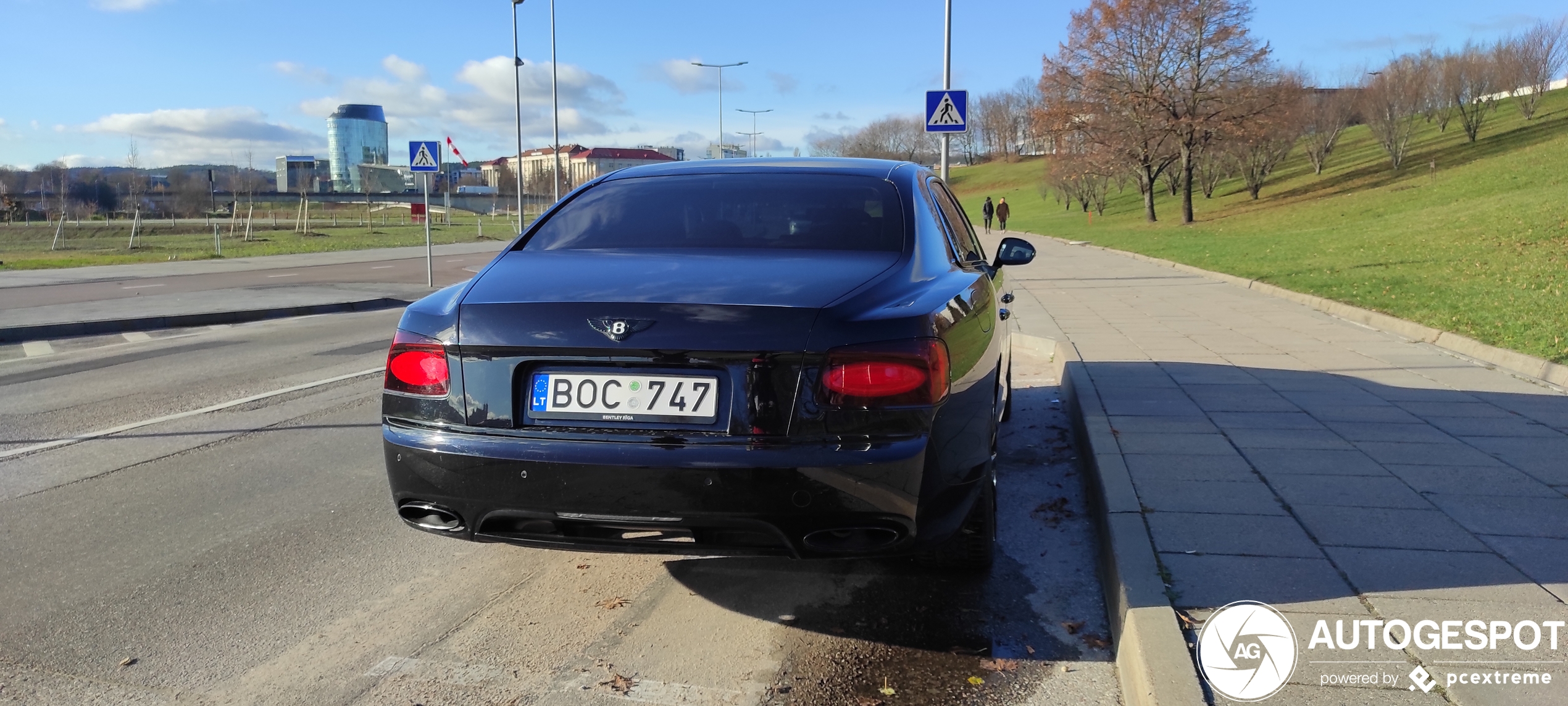 Bentley Flying Spur W12