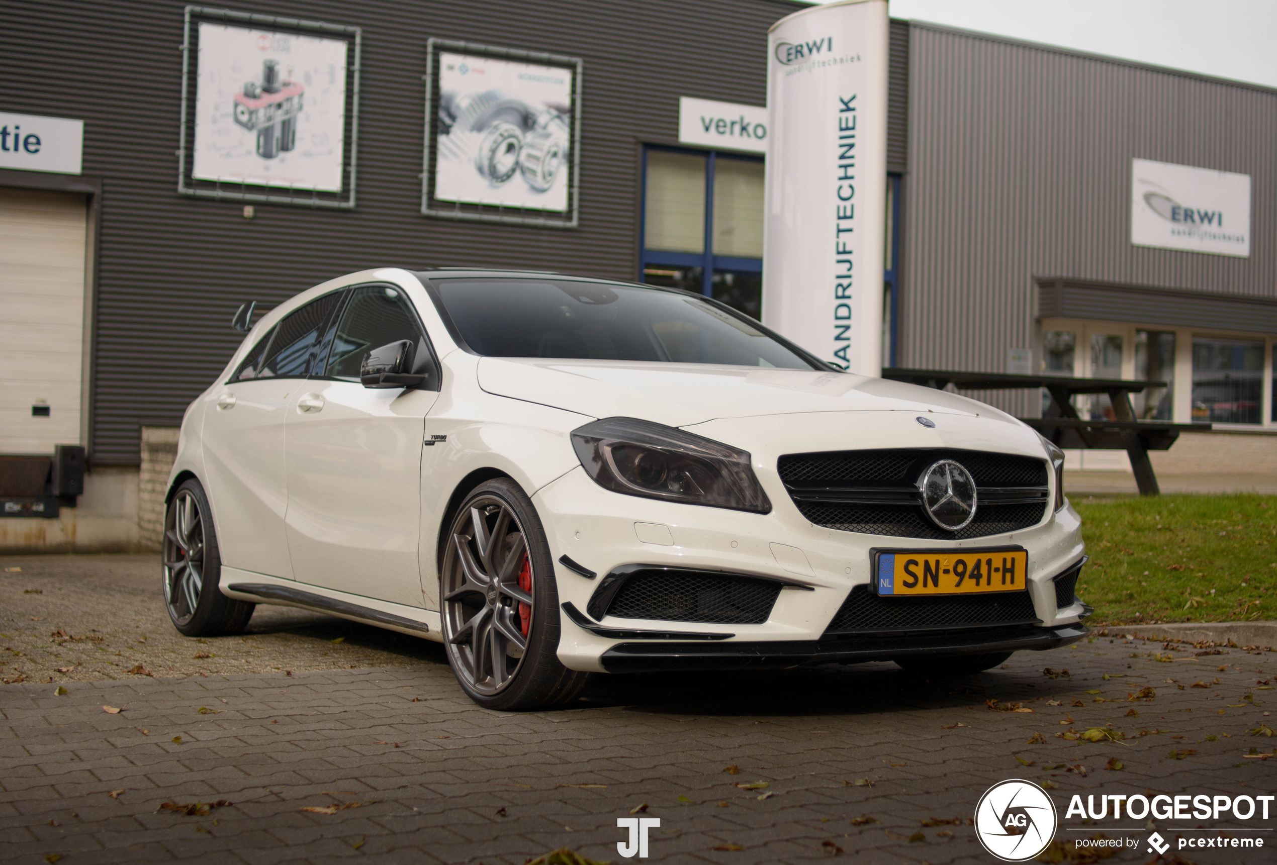 Mercedes-Benz A 45 AMG