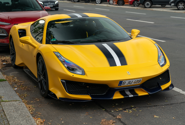 Ferrari 488 Pista