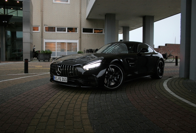 Mercedes-AMG GT C190 2019