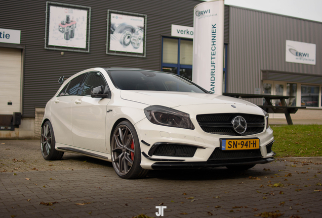 Mercedes-Benz A 45 AMG