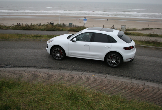 Porsche 95B Macan Turbo