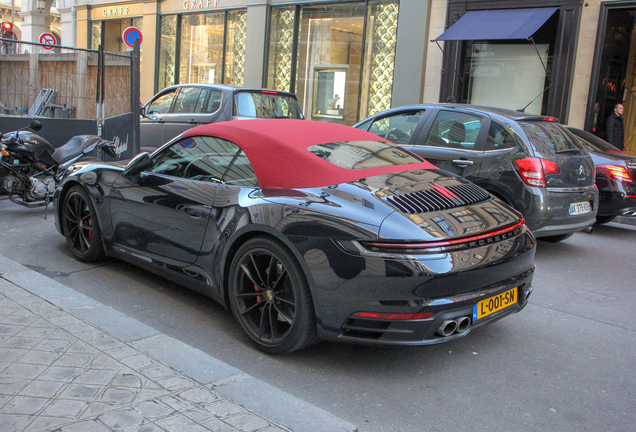 Porsche 992 Carrera 4S Cabriolet