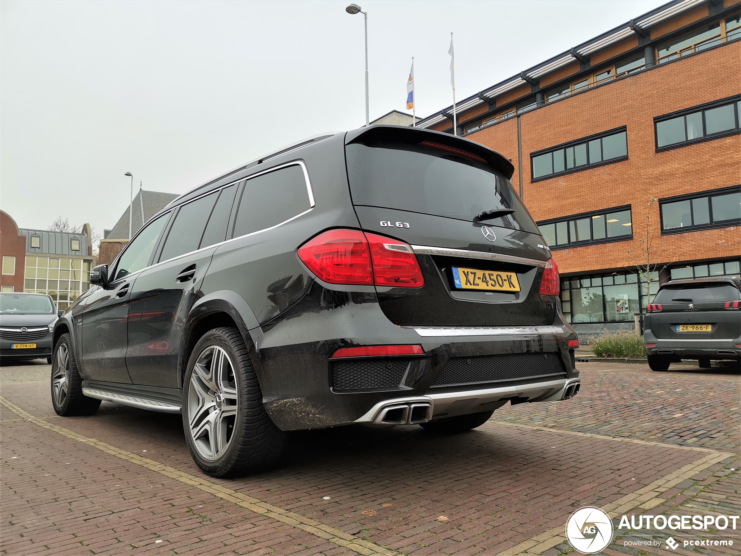 Mercedes-Benz GL 63 AMG X166