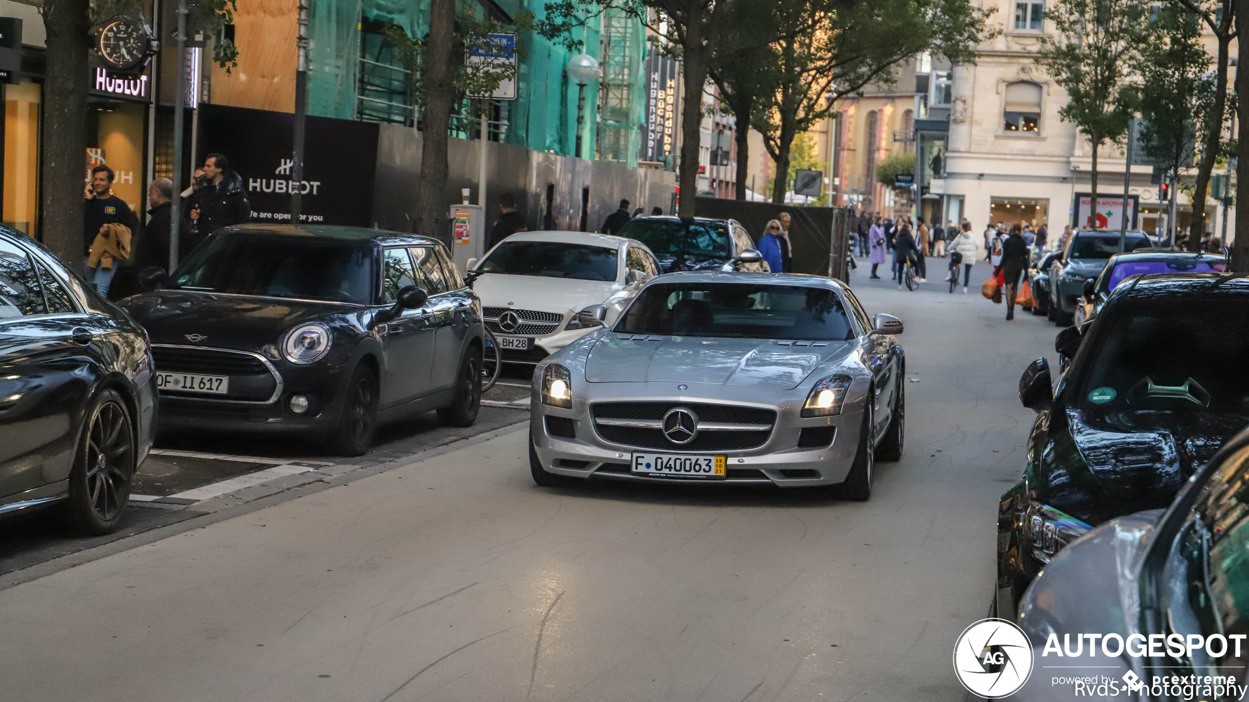 Mercedes-Benz SLS AMG