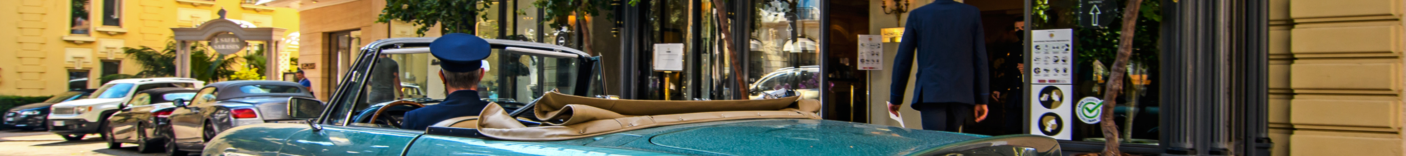 Aston Martin DB6 Vantage Volante