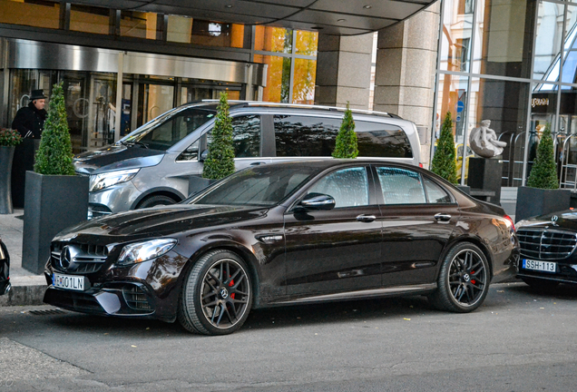 Mercedes-AMG E 63 S W213