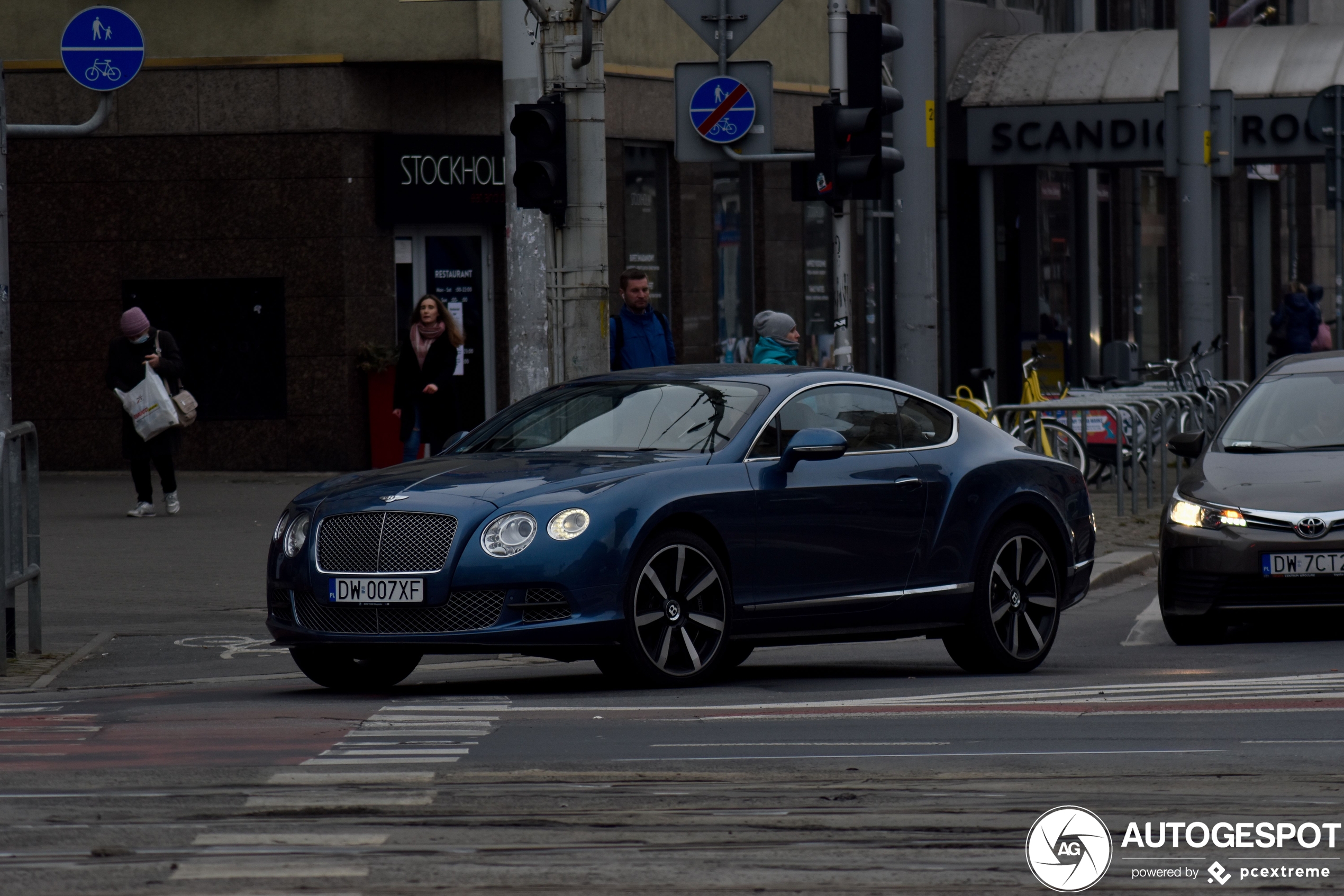 Bentley Continental GT 2012