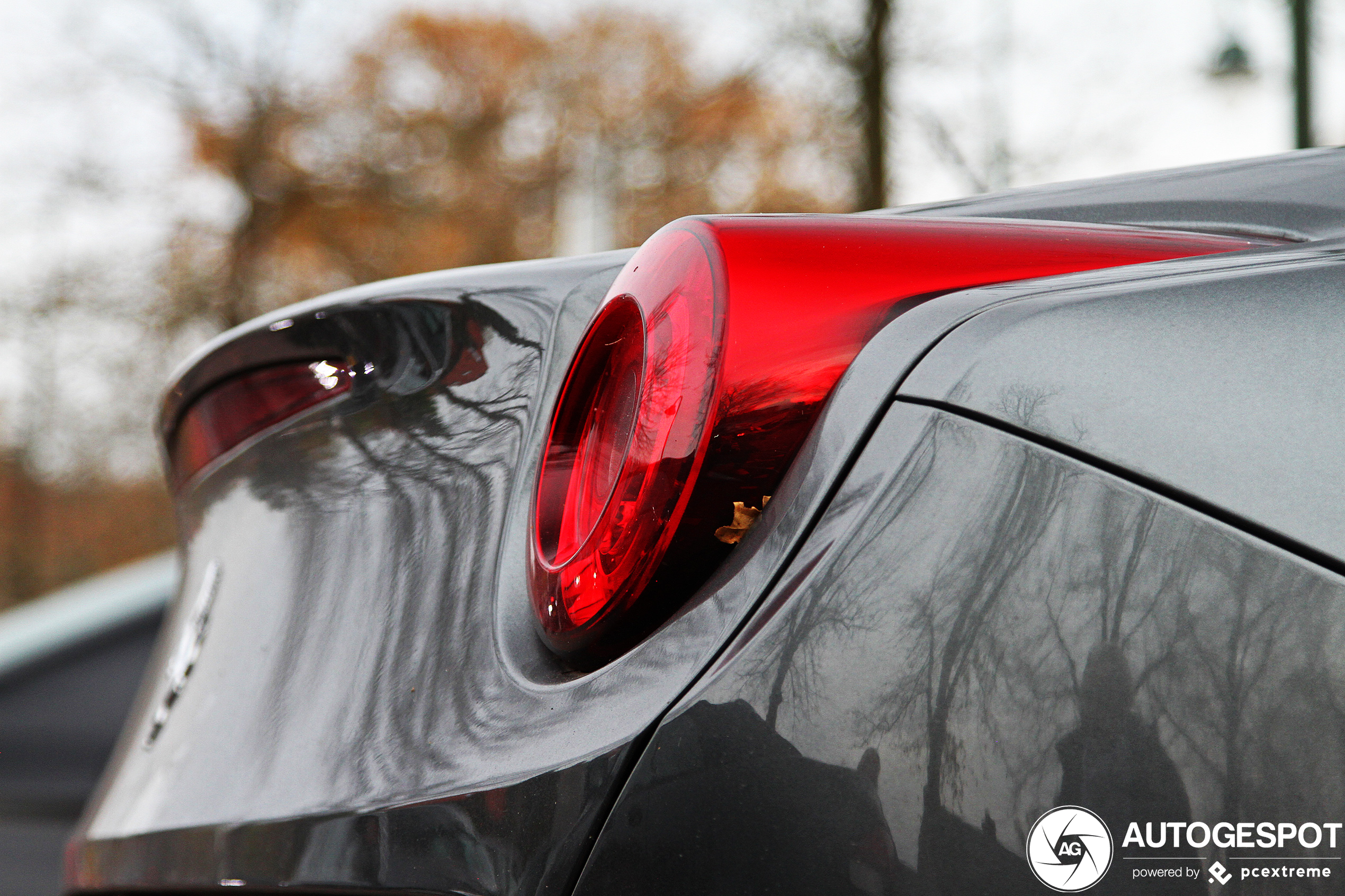 Ferrari California T