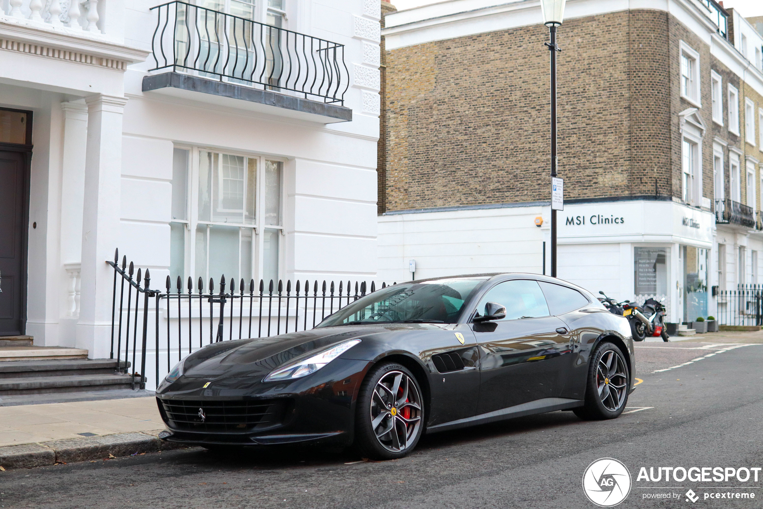 Ferrari GTC4Lusso T