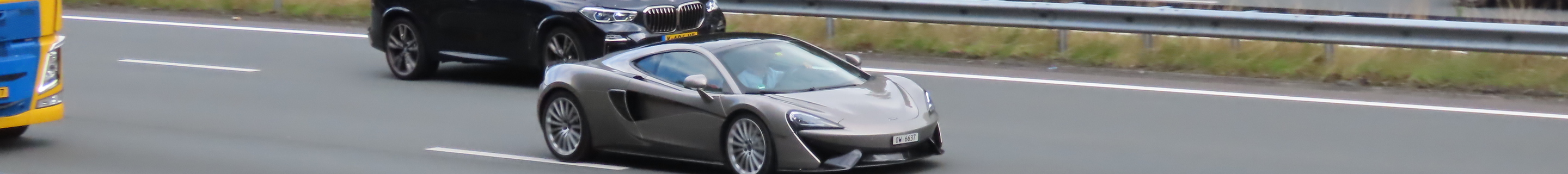 McLaren 570GT