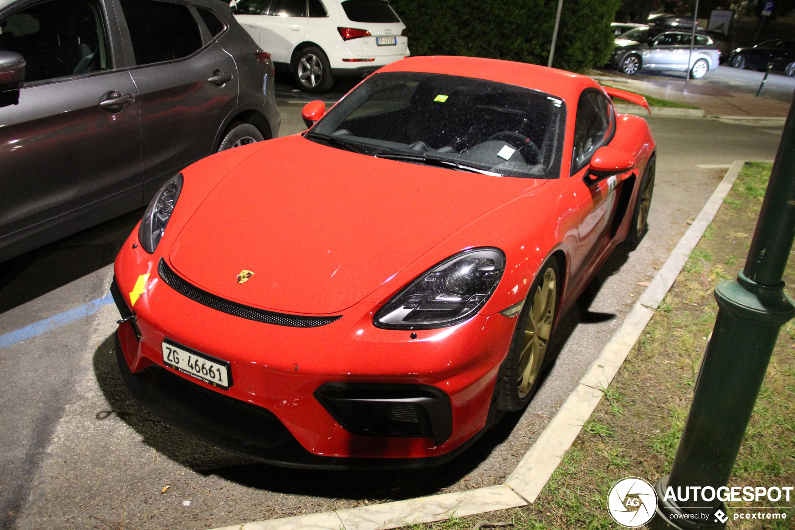 Porsche 718 Cayman GT4