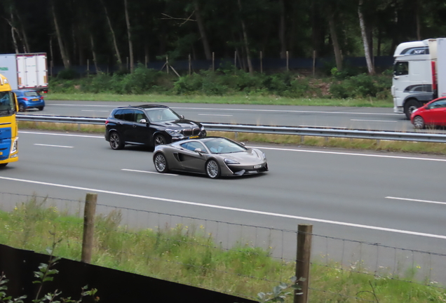 McLaren 570GT