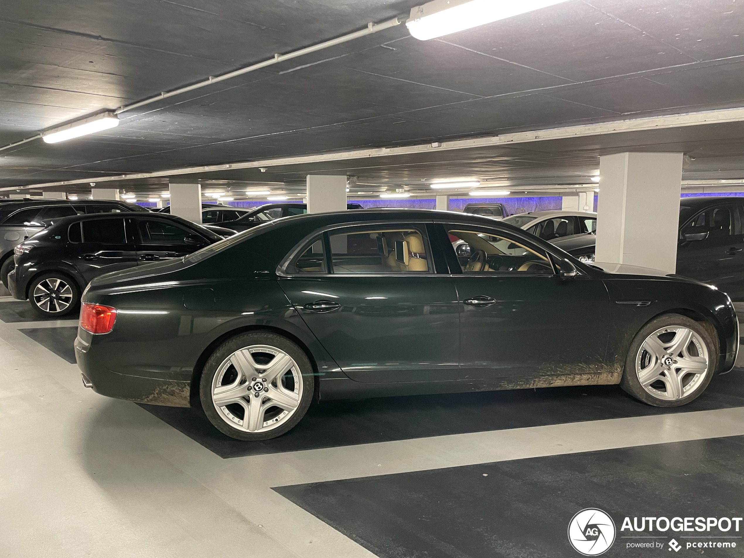 Bentley Flying Spur W12