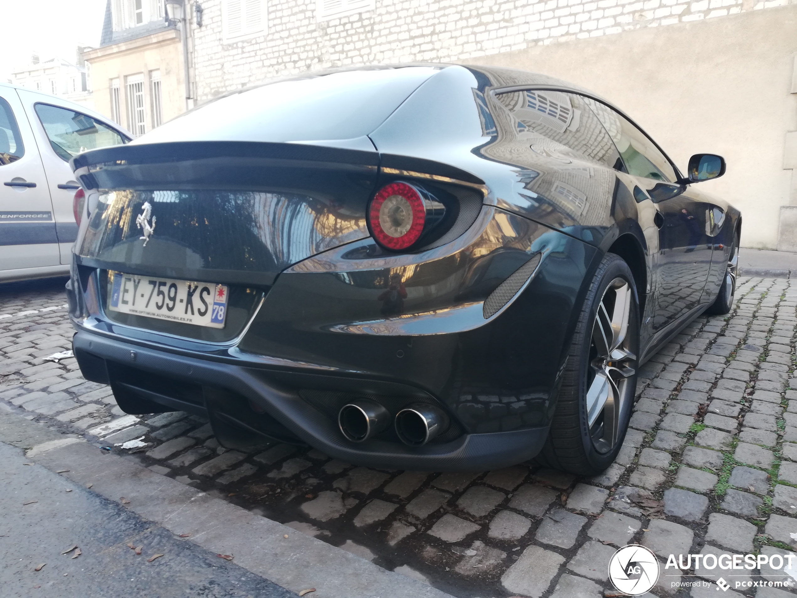 Ferrari FF