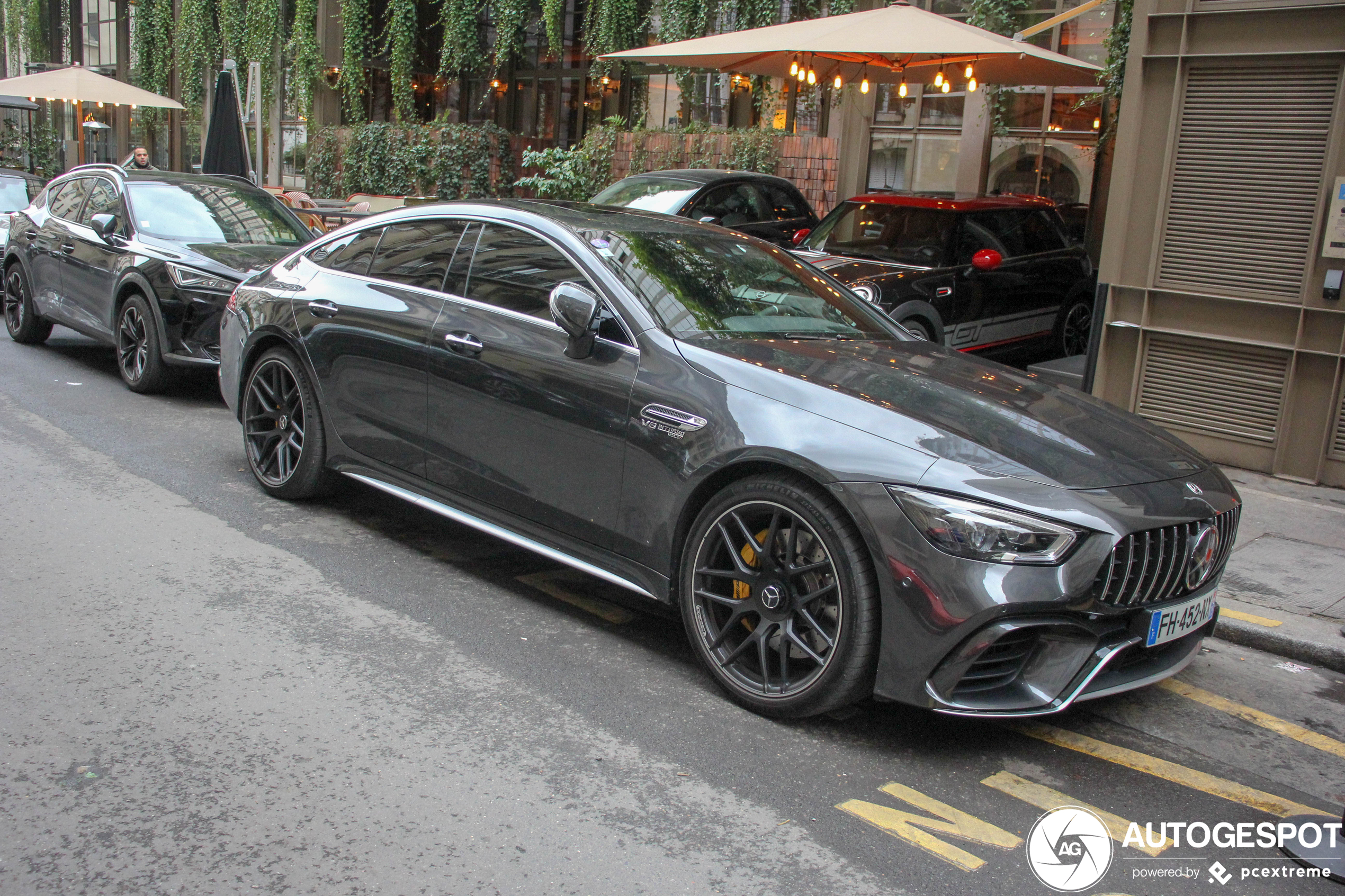 Mercedes-AMG GT 63 S X290