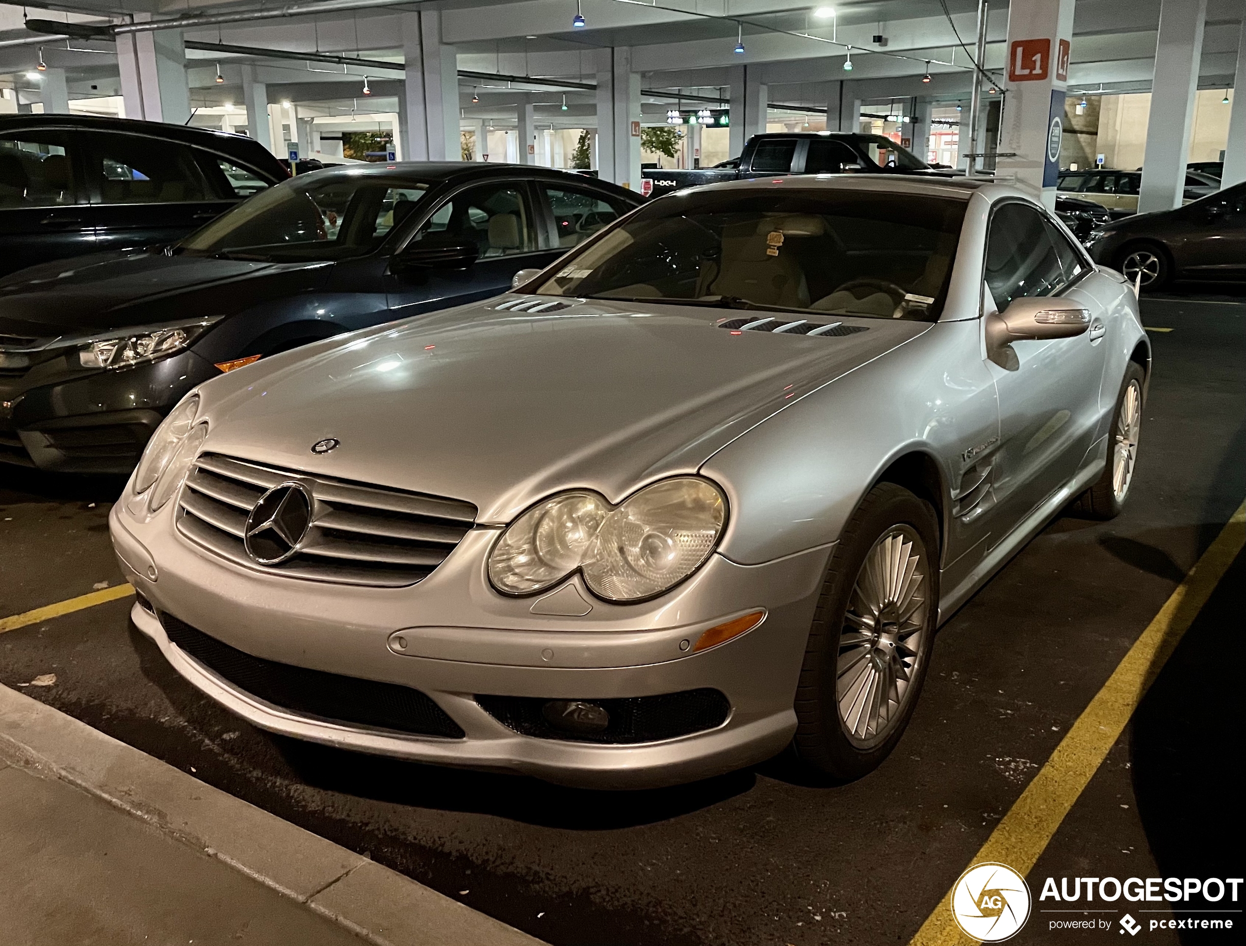 Mercedes-Benz SL 55 AMG R230