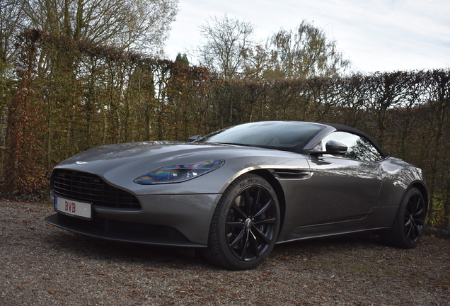 Aston Martin DB11 V8 Volante