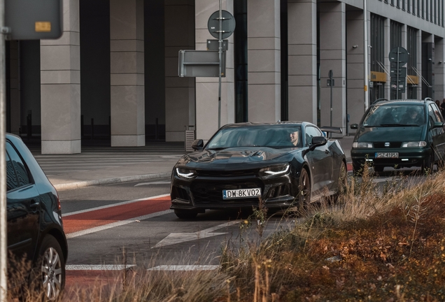 Chevrolet Camaro ZL1 2016