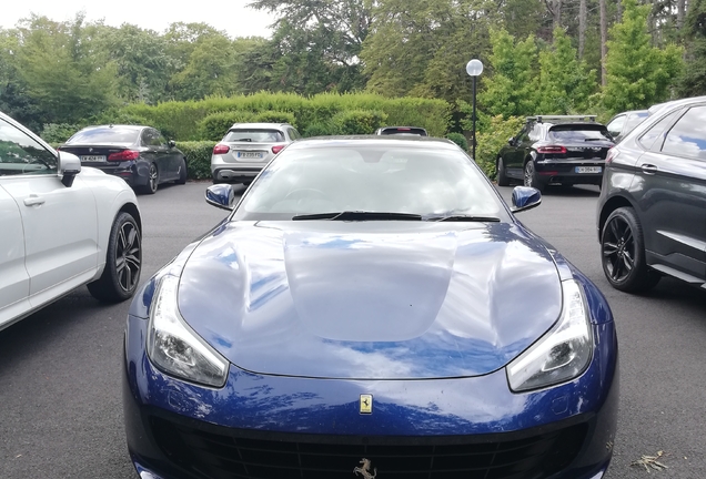 Ferrari GTC4Lusso T