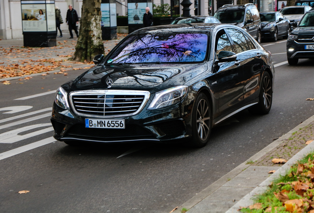 Mercedes-AMG S 63 V222