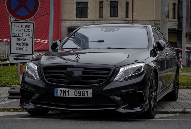 Mercedes-Benz Brabus S B63-650 V222