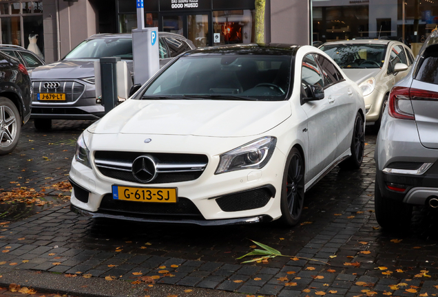 Mercedes-Benz CLA 45 AMG C117