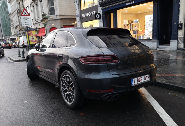 Porsche 95B Macan GTS