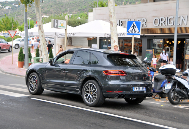 Porsche 95B Macan GTS