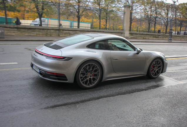 Porsche 992 Carrera 4S