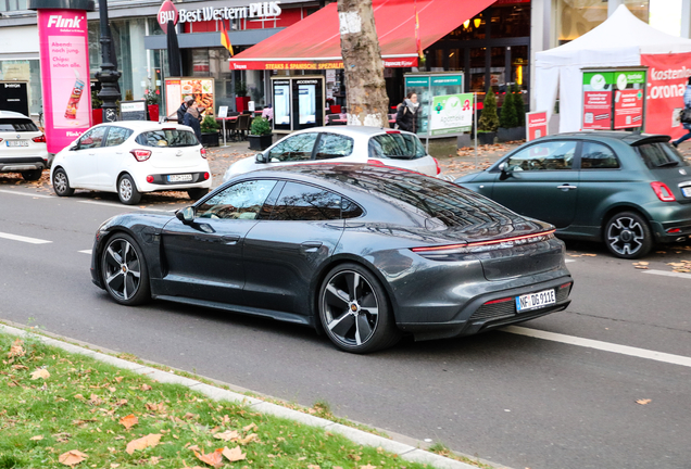 Porsche Taycan Turbo S