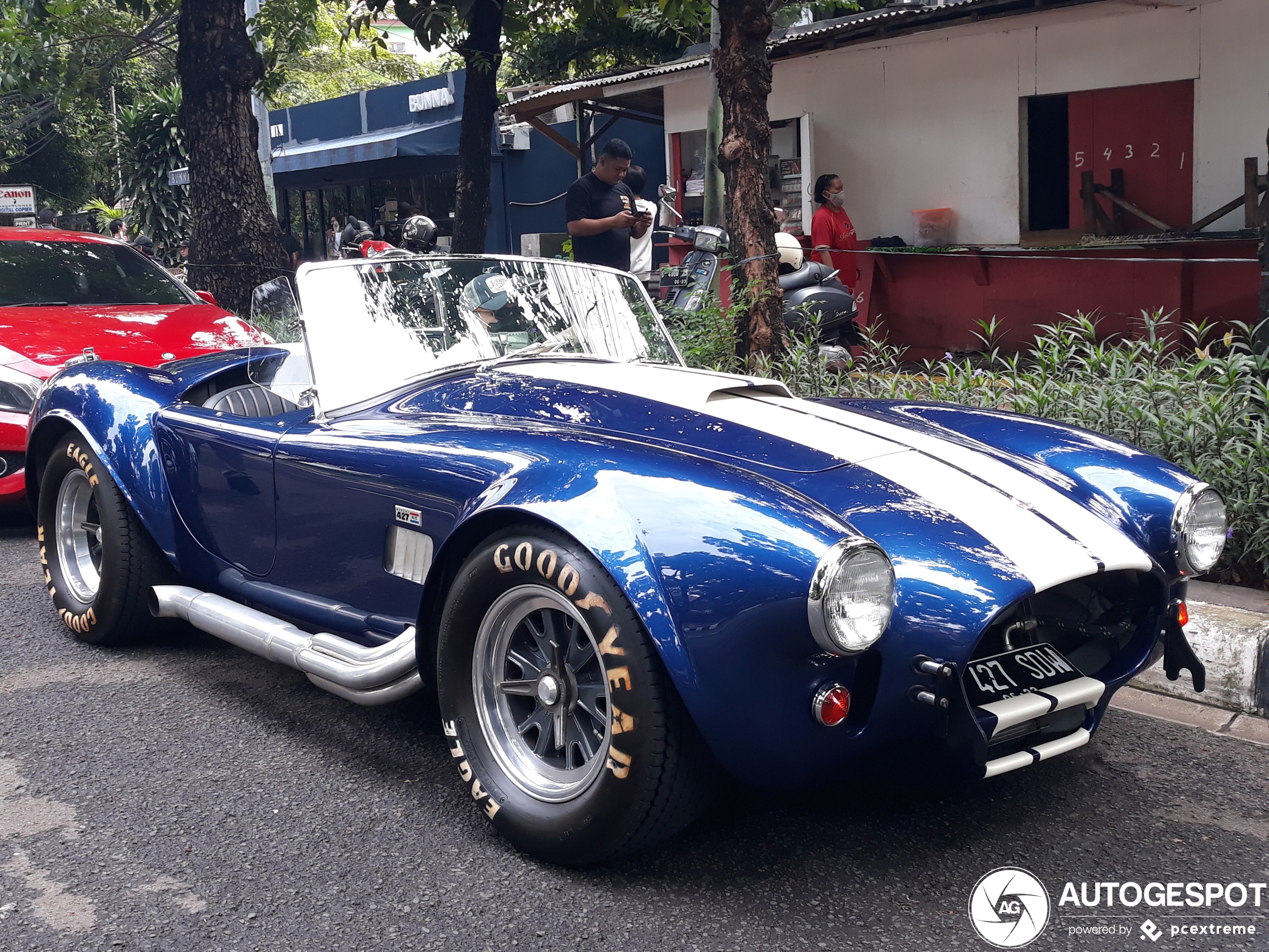 AC Cobra 427