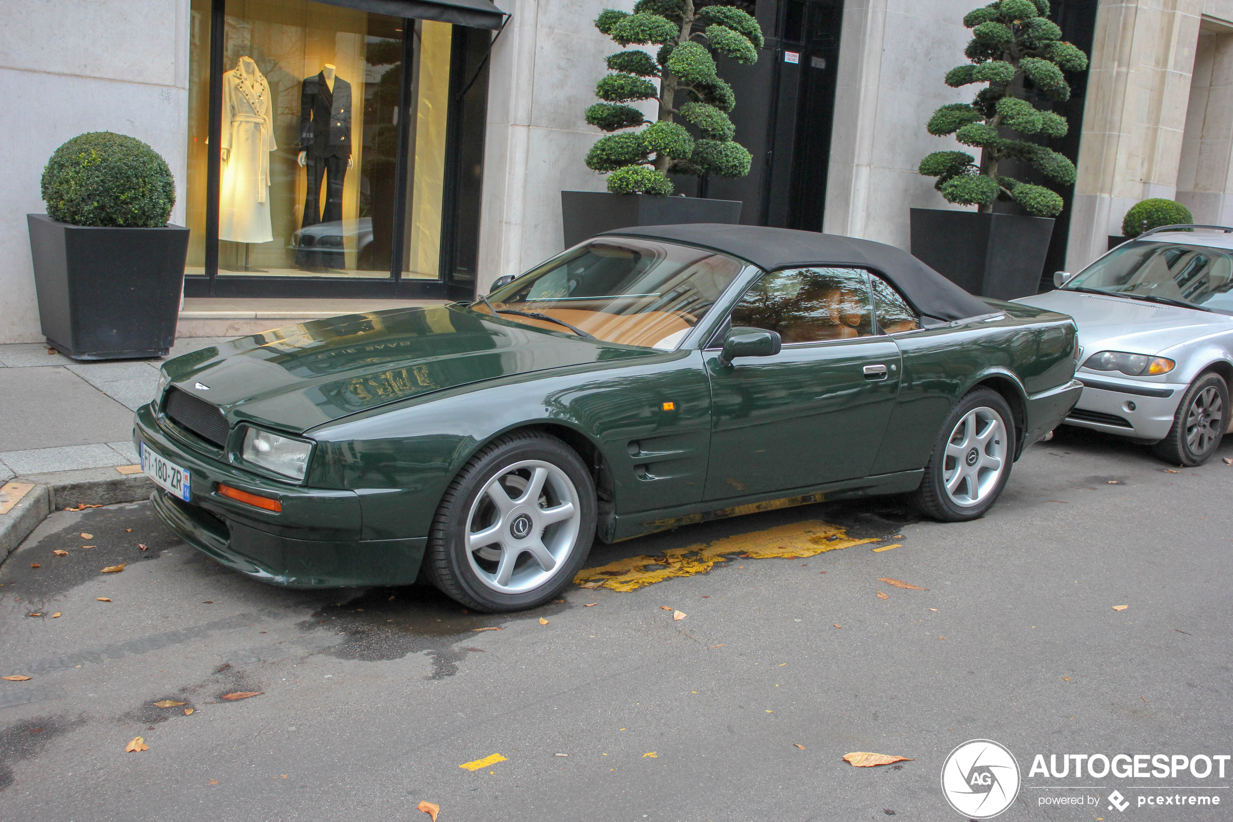 Aston Martin Virage Volante