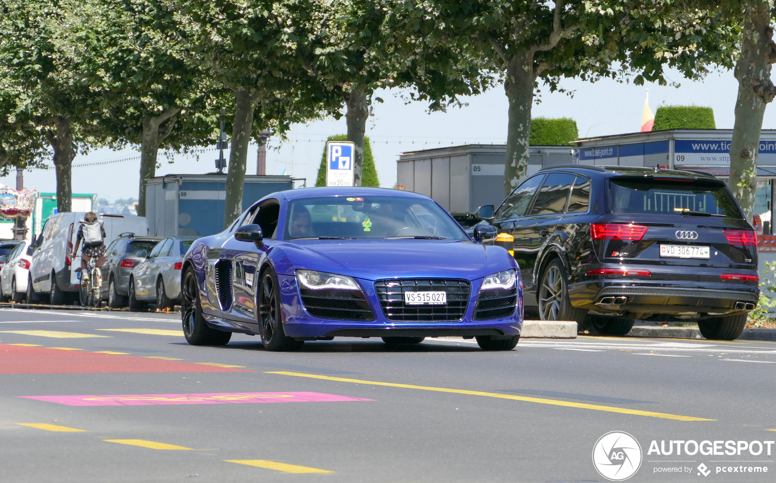 Audi R8 V10