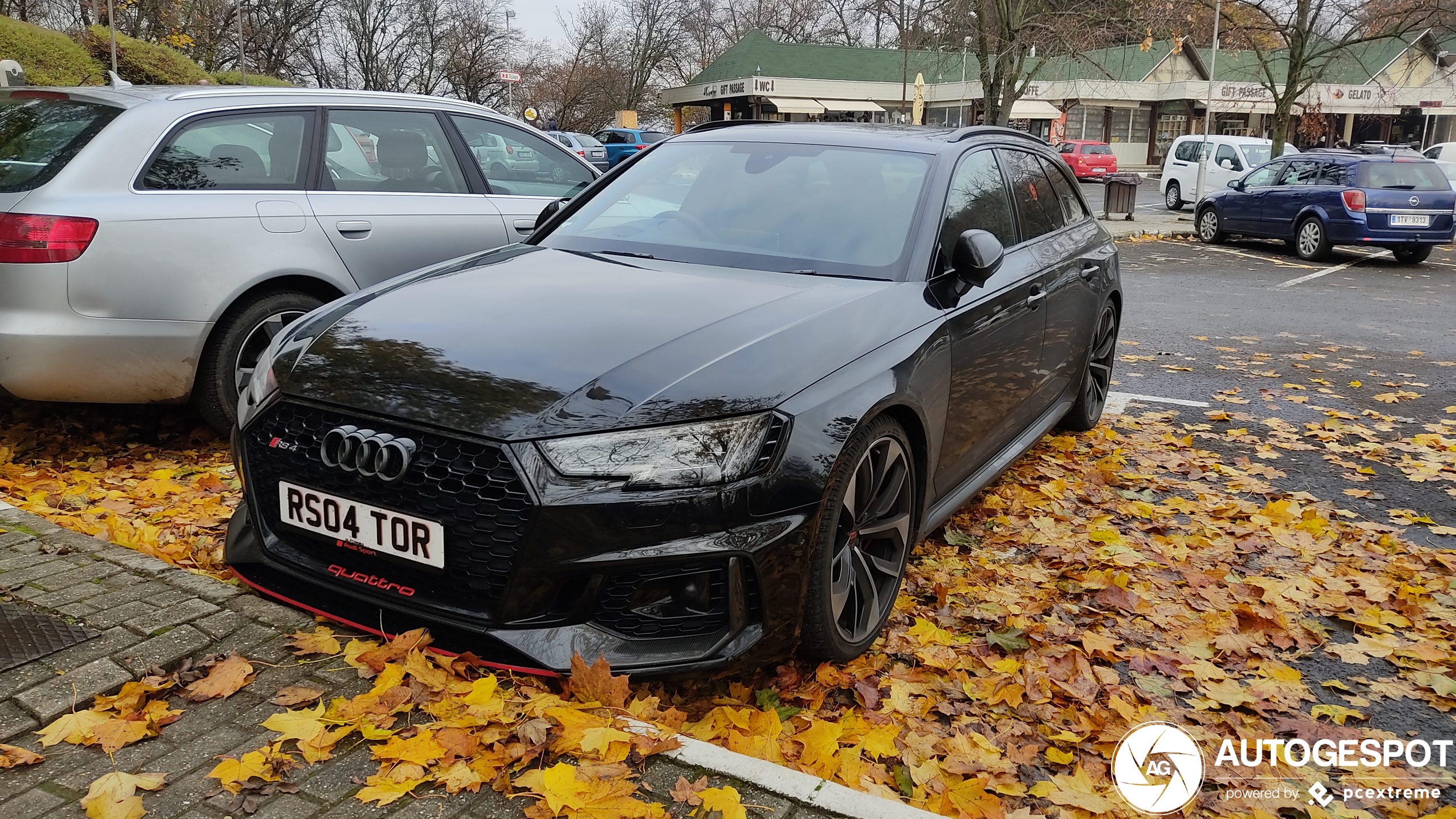 Audi RS4 Avant B9