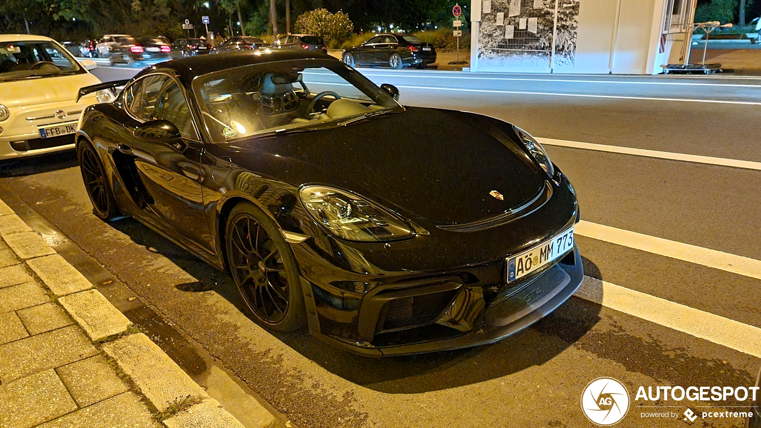 Porsche 718 Cayman GT4