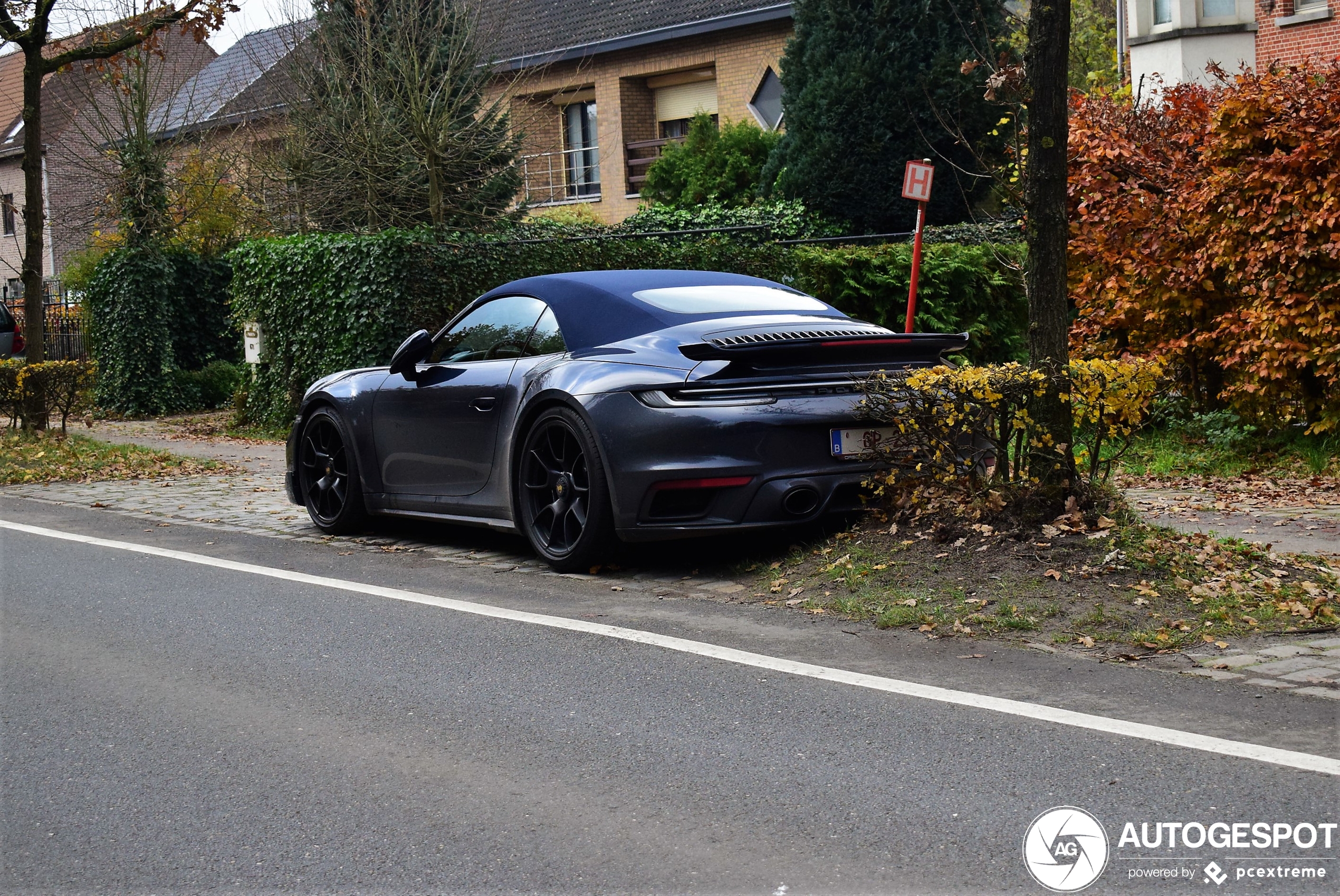 Porsche 992 Turbo S Cabriolet