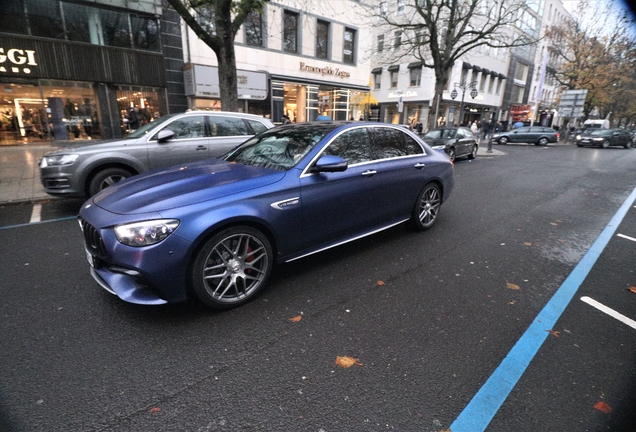 Mercedes-AMG E 63 S W213 2021