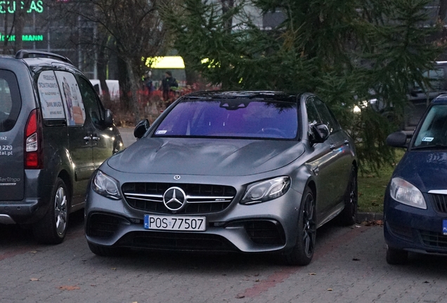 Mercedes-AMG E 63 S W213