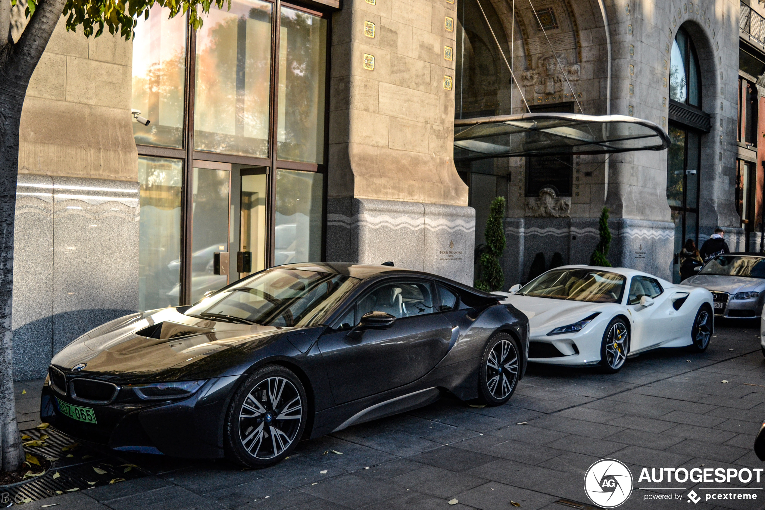 BMW i8