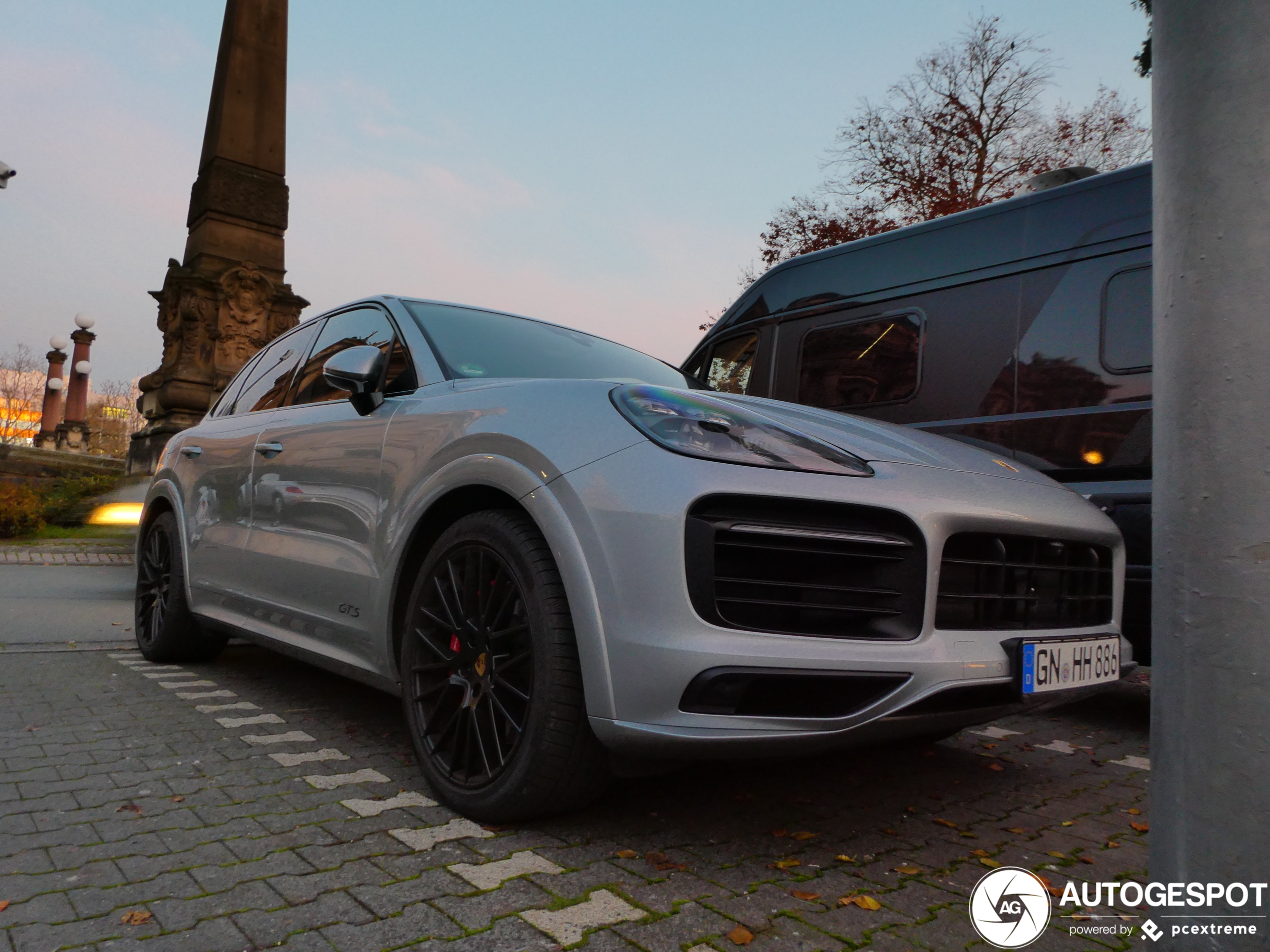 Porsche 9YA Cayenne GTS