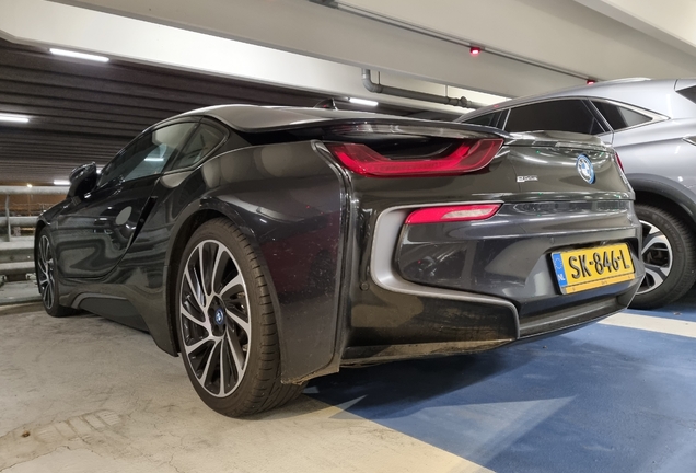 BMW i8 Carbon Edition