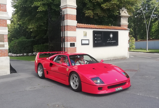 Ferrari F40