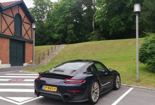 Porsche 991 GT2 RS Weissach Package