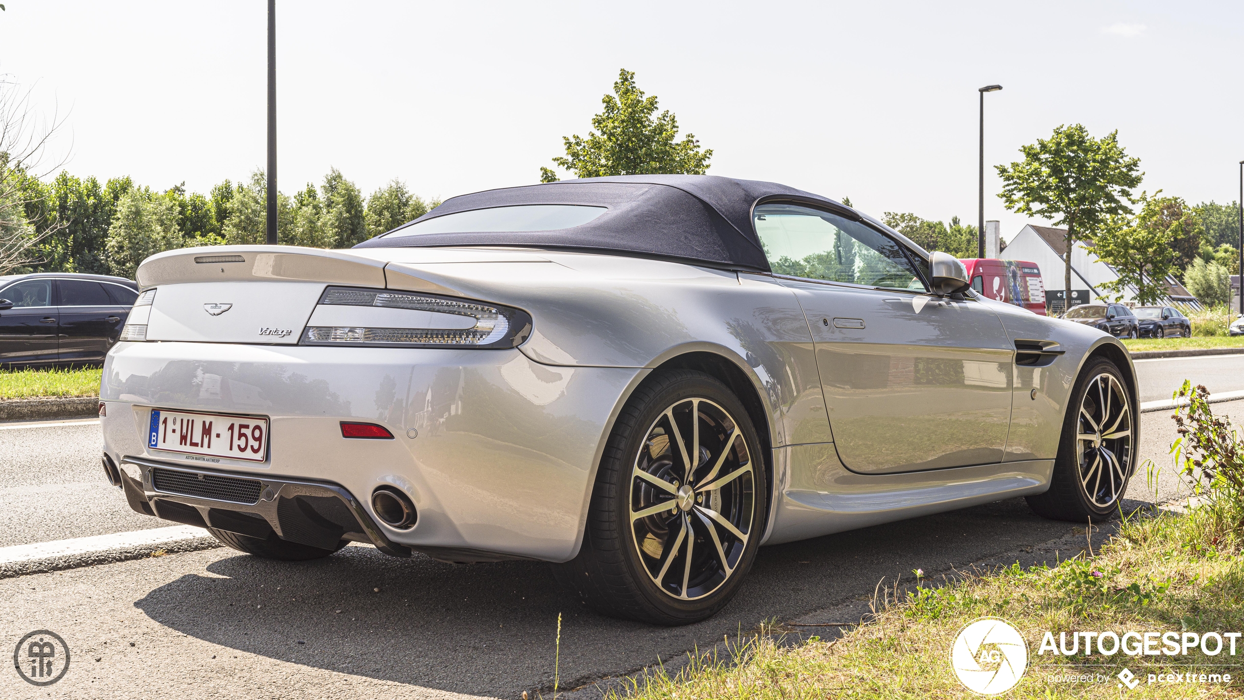 Aston Martin V8 Vantage N420 Roadster