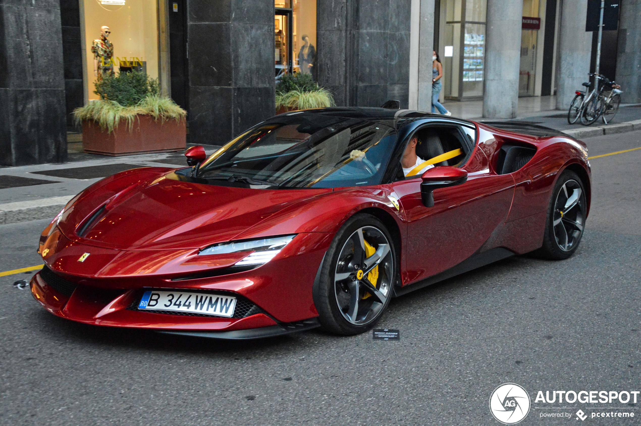 Ferrari SF90 Stradale Assetto Fiorano